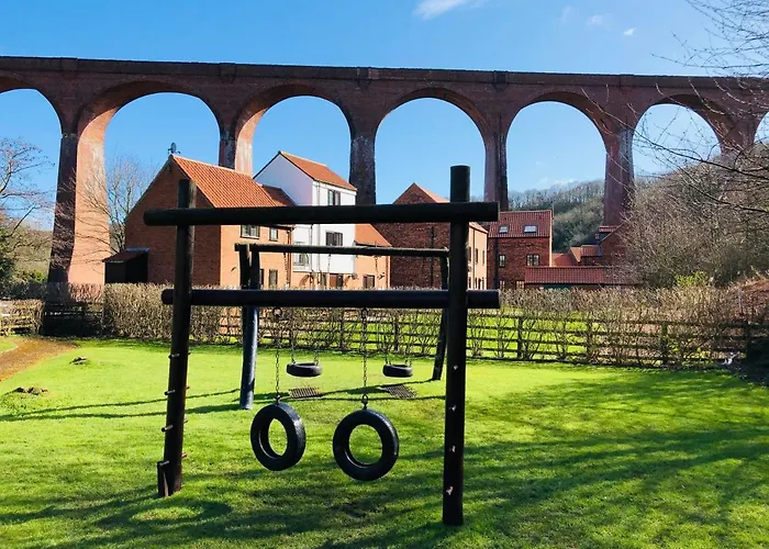 Captain Cook Riverside Walk Feriehus Whitby